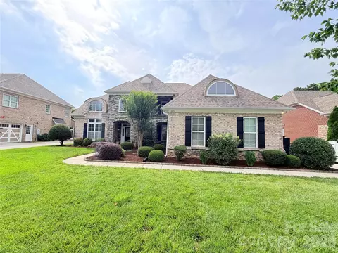 6812 S Creek Rd, Charlotte, NC 28277
