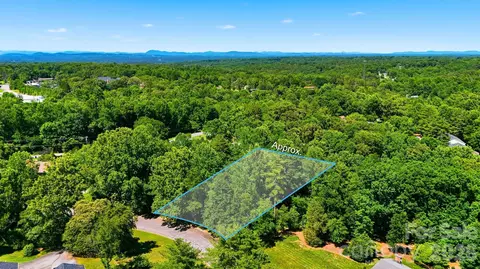 706 Garrou Se Ave SE, Valdese, NC 28690