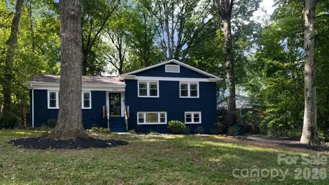 6209 Candlewood Dr, Charlotte, NC 28210