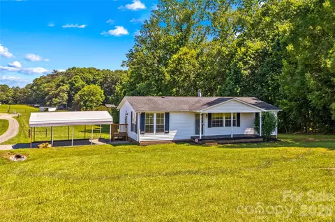 777 Midway Rd, Statesville, NC 28625