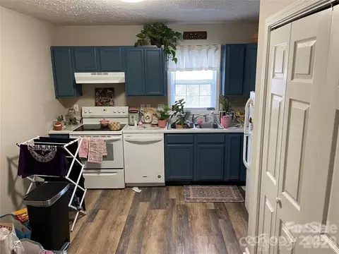 Kitchen - 111 Sunset Dr, Clover, SC 29710 photo 2 of 4
