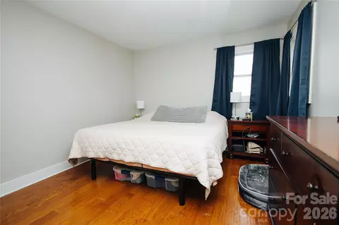Bedroom - 212 Maple Ave, Marion, NC 28752 photo 4 of 7