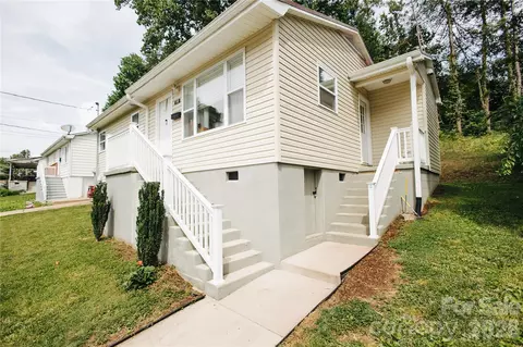 Exterior - 212 Maple Ave, Marion, NC 28752 photo 1 of 1