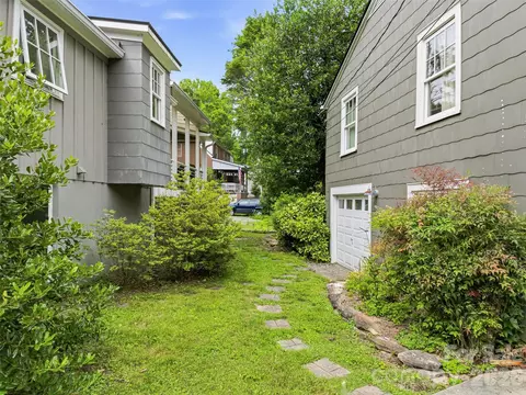 Exterior - 153 Franklin St, Brevard, NC 28712 photo 8 of 11