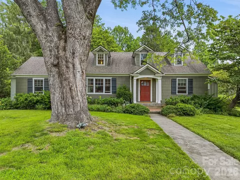 Exterior - 153 Franklin St, Brevard, NC 28712 photo 1 of 11