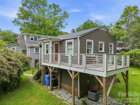 Exterior - 153 Franklin St, Brevard, NC 28712 photo 5 of 11