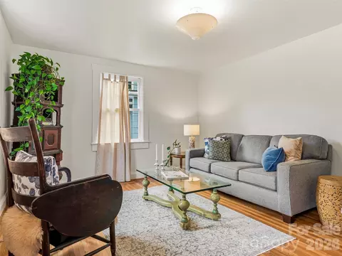 Living - 153 Franklin St, Brevard, NC 28712 photo 5 of 6