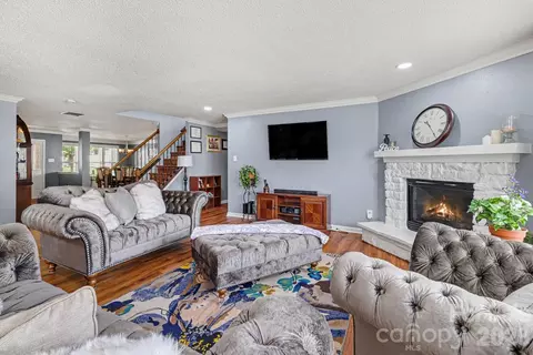 5654 Hammermill Dr, Harrisburg, NC 28075