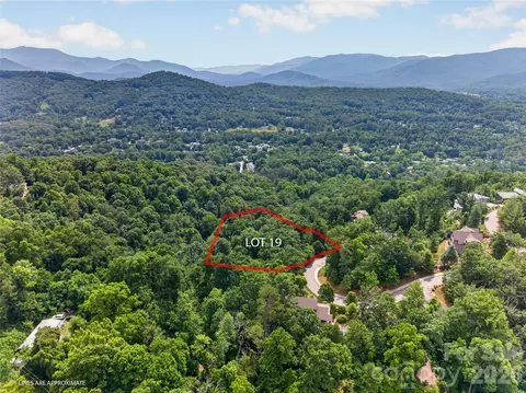 85 Boulder Creek 19 Way #19, Asheville, NC 28805