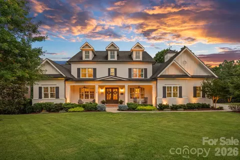 16830 Reinsch Dr, Davidson, NC 28036