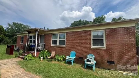 Montana Drive, Charlotte, NC 28216