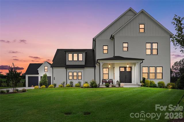 1318 Pomar Cir, Waxhaw, NC 28173