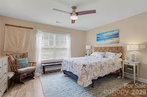 Bedroom - 1505 Foxbrook Cir, Lancaster, SC 29720 photo 4 of 5