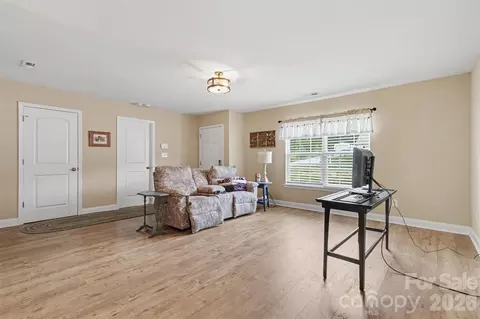Living - 1505 Foxbrook Cir, Lancaster, SC 29720 photo 1 of 2