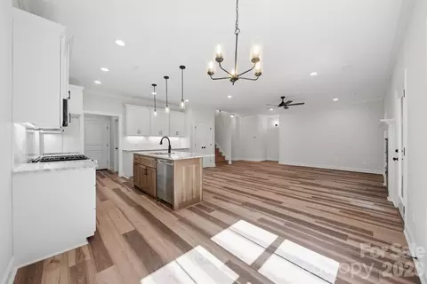Living - 1917 Skyfall Ln, Hickory, NC 28602 photo 6 of 6