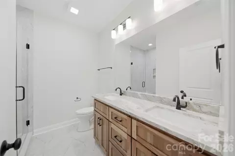 Bath - 1917 Skyfall Ln, Hickory, NC 28602 photo 1 of 2