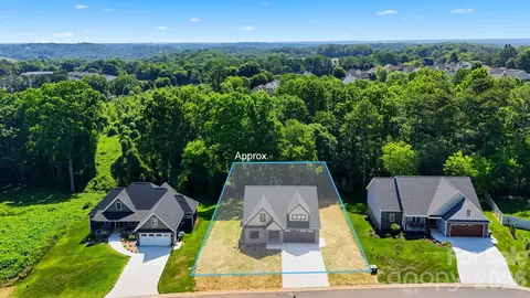View/Area - 1917 Skyfall Ln, Hickory, NC 28602 photo 4 of 6