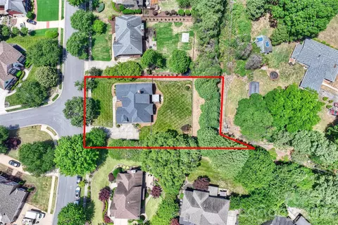 View/Area - 18400 Dembridge Dr, Davidson, NC 28036 photo 3 of 6