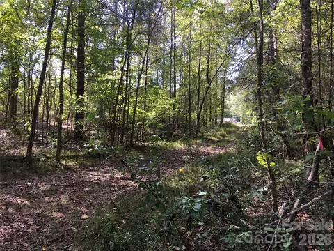 8300 Hickory Dr, Charlotte, NC 28215 photo 8
