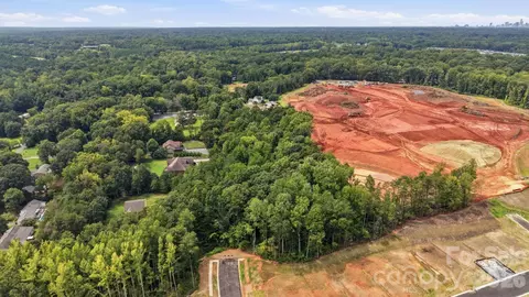 8300 Hickory Dr, Charlotte, NC 28215 photo 15