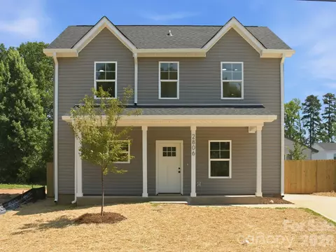 2806 Willow St, Charlotte, NC 28208