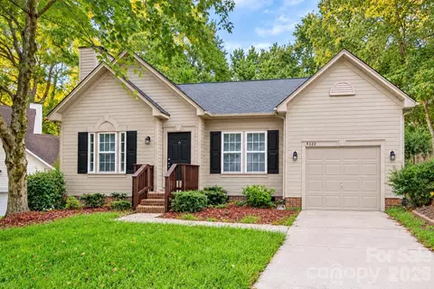 5322 Chinemist Ct, Charlotte, NC 28269