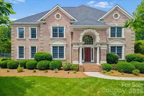 4305 Mourning Dove Dr, Matthews, NC 28104