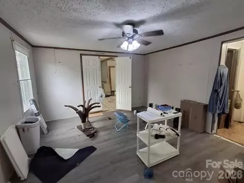 Living - 890 Snohan Rd, Ayden, NC 28513 photo 1 of 3