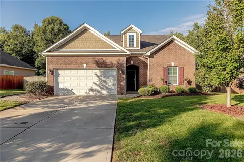 8115 Goodall Ct, Charlotte, NC 28227