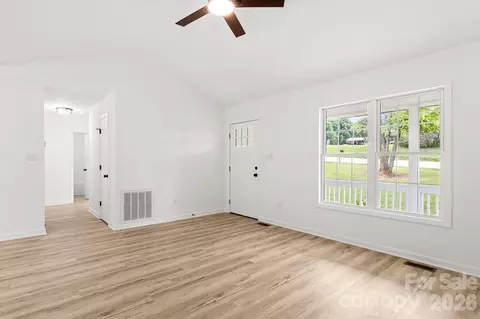 Living - 2931 Greenleaf Rd, Clover, SC 29710 photo 3 of 6