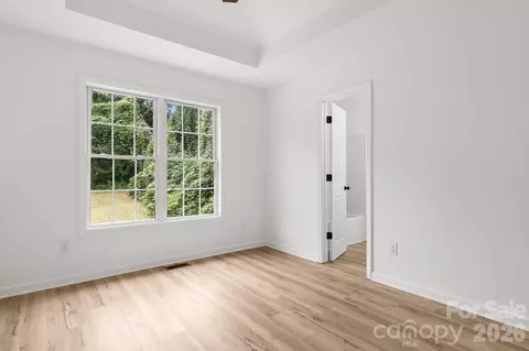 Bedroom - 2931 Greenleaf Rd, Clover, SC 29710 photo 5 of 6