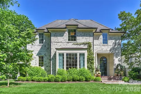 308 Fenton Pl, Charlotte, NC 28207