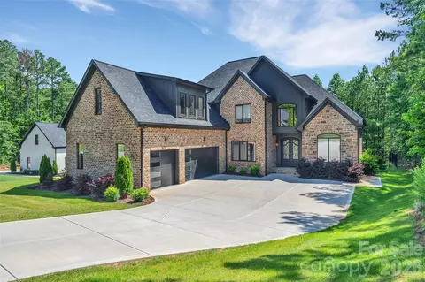 4010 Spindrift Cove Dr, Denver, NC 28037