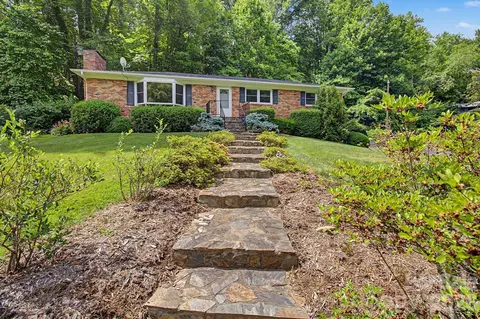 22 Mayfair Dr, Candler, NC 28715
