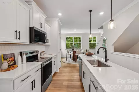 5116 S Tryon St, Charlotte, NC 28217