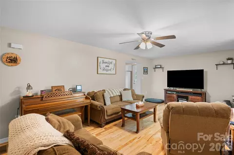 Other - 125 Round Mountain Rd, Brevard, NC 28712 photo 2 of 12