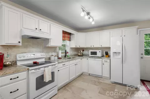 Kitchen - 125 Round Mountain Rd, Brevard, NC 28712 photo 2 of 2