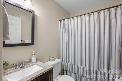 Bath - 125 Round Mountain Rd, Brevard, NC 28712 photo 1 of 2