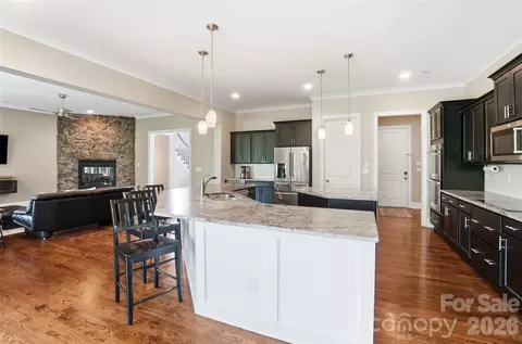 Kitchen - 328 Calming Way, Tega Cay, SC 29708 photo 2 of 5