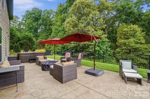 Exterior - 1385 Cilantro Ct, Tega Cay, SC 29708 photo 2 of 2