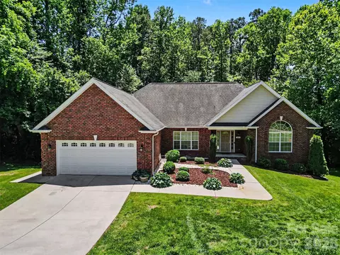 1436 20th Avenue Ne Pl NE, Hickory, NC 28601