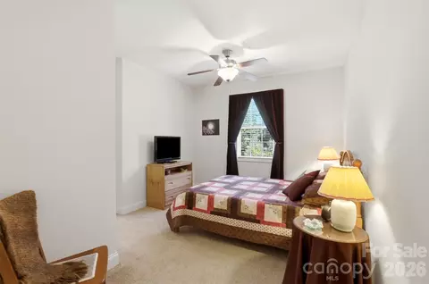 Bedroom - 2006 Eagle Point Est, Lancaster, SC 29720 photo 3 of 6