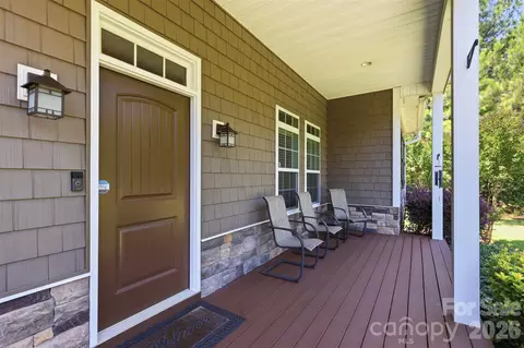 Exterior - 2006 Eagle Point Est, Lancaster, SC 29720 photo 3 of 6