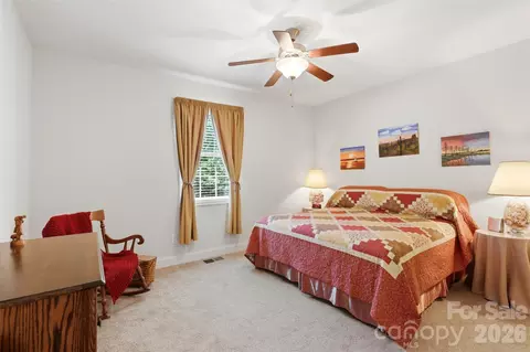 Bedroom - 2006 Eagle Point Est, Lancaster, SC 29720 photo 5 of 6