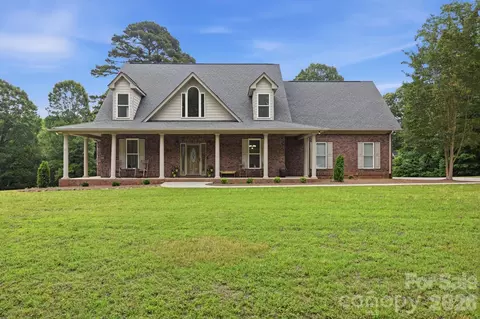 132 Monarch Ln, Mooresville, NC 28115