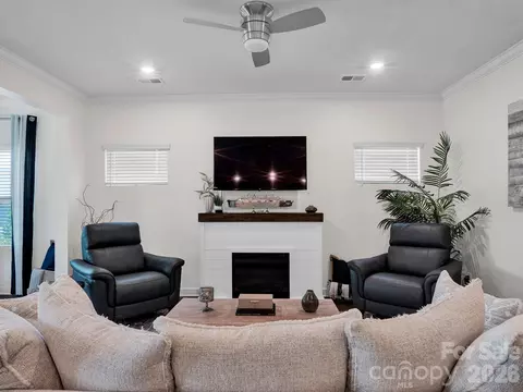 Living - 1023 Ellington Downs Way, Monroe, NC 28110 photo 3 of 5