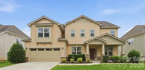 130 Eagles Landing Dr, Mooresville, NC 28117