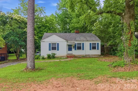 1909 Camp Greene St, Charlotte, NC 28208