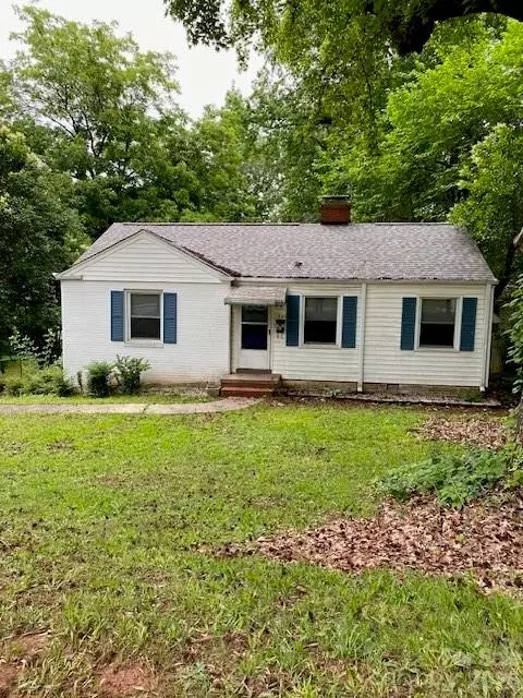 1909 Camp Greene St, Charlotte, NC 28208