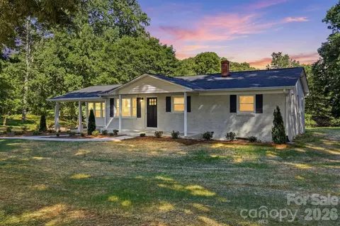 1524 Williams Rd, Lewisville, NC 27023